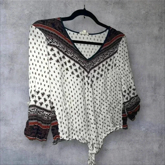 Kaii crop top‎ size XL - Picture 4 of 4